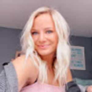 Meet your Posher, Kira